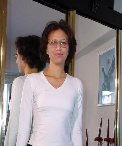 <p class='ppt-number'> 0137 777 6969 012</p><p class='ppt-pricing-de'>1 €/Anruf MoFu Tarif abweichend</p>