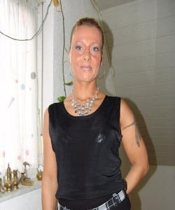 <p class='ppt-number'>11895 + Frage nach Telefonpussy</p><p class='ppt-pricing-de'>1,99 Euro/Min. aus dem dt. Festnetz/Mobilfunknetz abweichend</p>