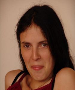 <p class='ppt-number'>221 779 + PIN 313</p><p class='ppt-pricing-de'>1,99 Euro/Min.</p>