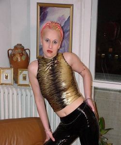 <p class='ppt-number'> 09005 66 55 50 644</p><p class='ppt-pricing-de'>1,99 Euro/Min. im dt. Festnetz - Mobilnetz ggf. abweichend</p>