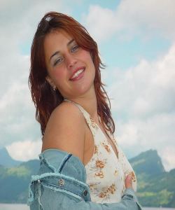 <p class='ppt-number'>221 779 + PIN 988</p><p class='ppt-pricing-de'>1,99 Euro/Min.</p>